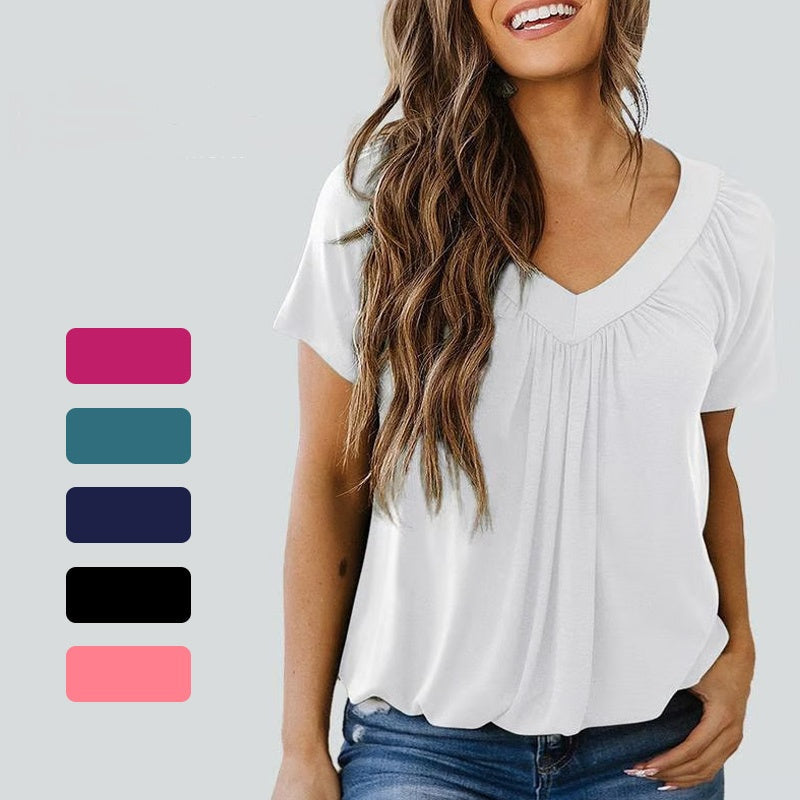 Casual damesblouse met plooien, V-hals en korte mouwen.