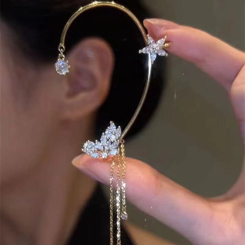 ✨🦋 Zirkonia-oorbellen met vlinder