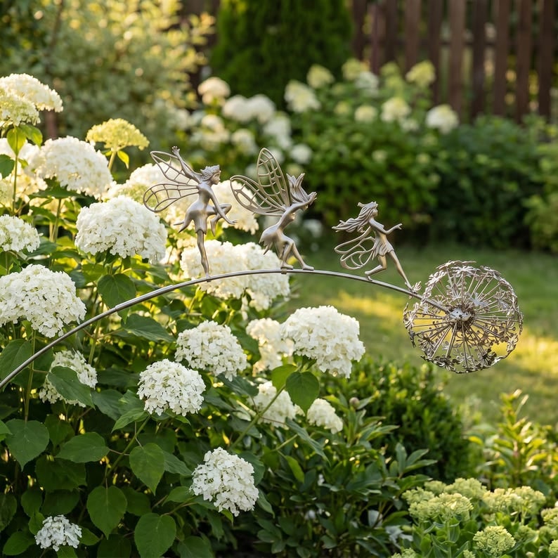 Tuinsteker met dansende feeën – Een vleugje magie tussen de bloemen 🧚✨