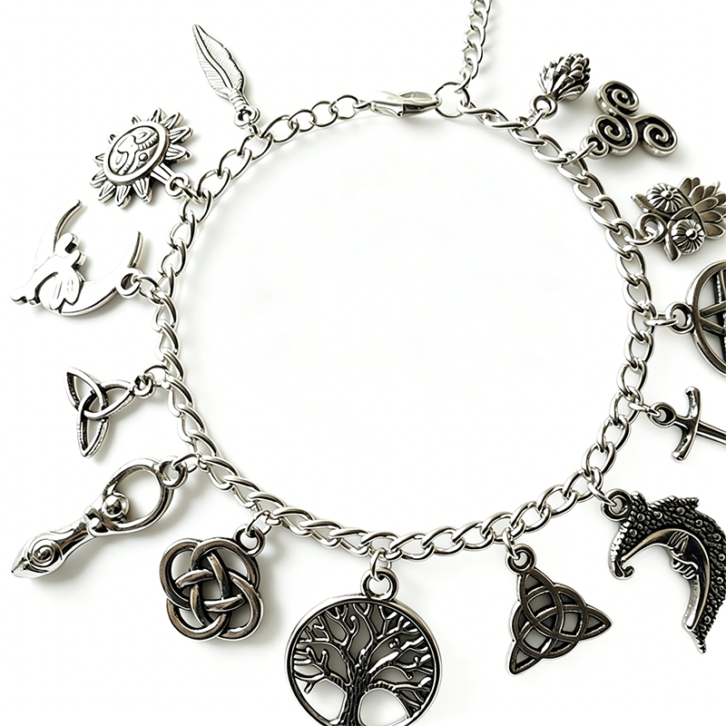 📿 TIJDELIJK 50% KORTING! ✨ Vintage Pagan bedelarmband – Spirituele symbolen, antiek zilver, Boheemse stijl 🌙
